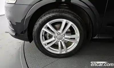 Audi Q3 2016 2.0 Автомат в Москве № 544519, миниатюра 5