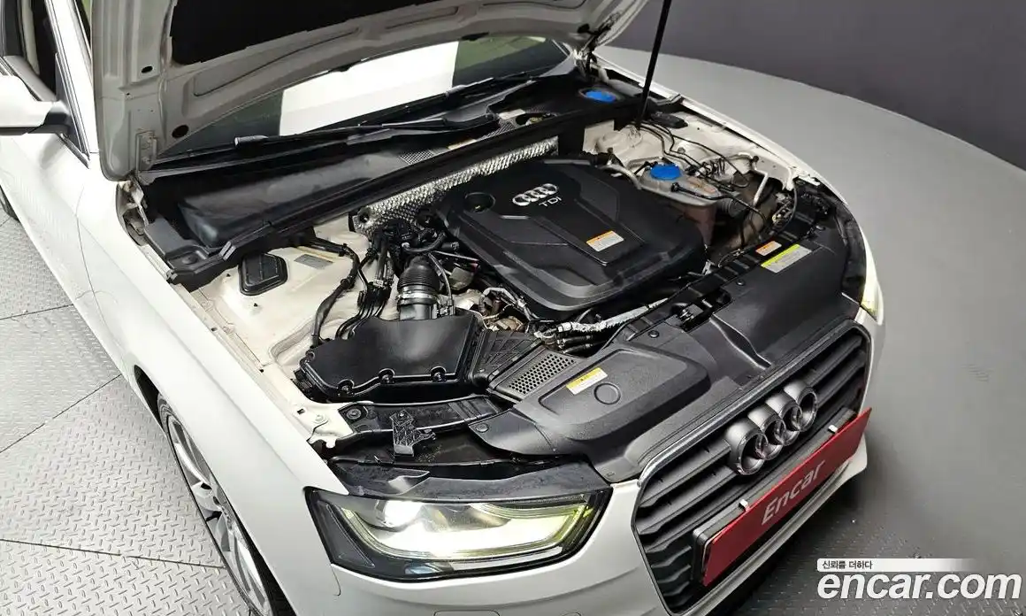 Audi A4 2015 2.0 Автомат в Москве № 544589, фото 6