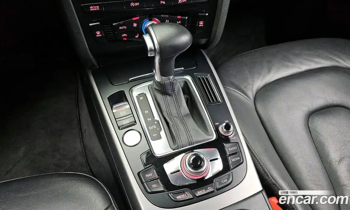 Audi A4 2015 2.0 Автомат в Москве № 544589, фото 9