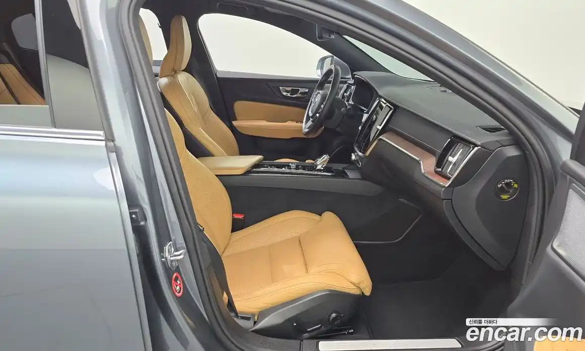 Volvo S60 2021 2.0 Автомат в Москве № 545070, фото 11