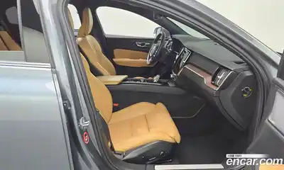 Volvo S60 2021 2.0 Автомат в Москве № 545070, миниатюра 11