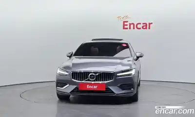 Volvo S60 2021 2.0 Автомат в Москве № 545070, миниатюра 3