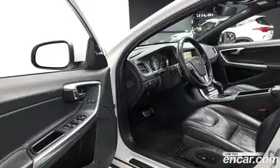 Volvo S60 2015 2.0 Автомат в Москве № 545260, миниатюра 11