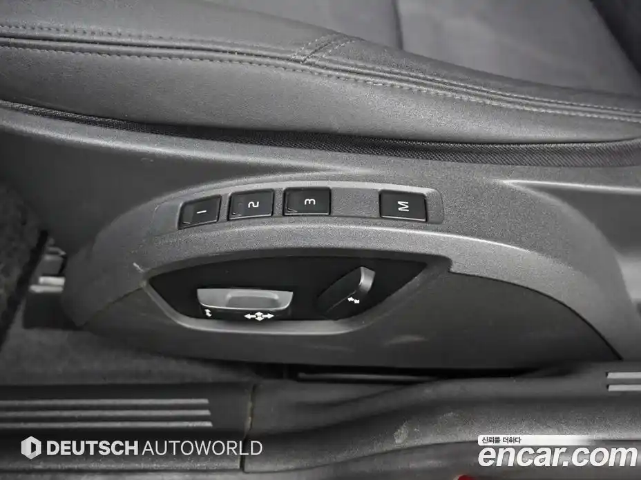 Volvo C30 2009 2.4 Автомат в Москве № 545283, фото 17