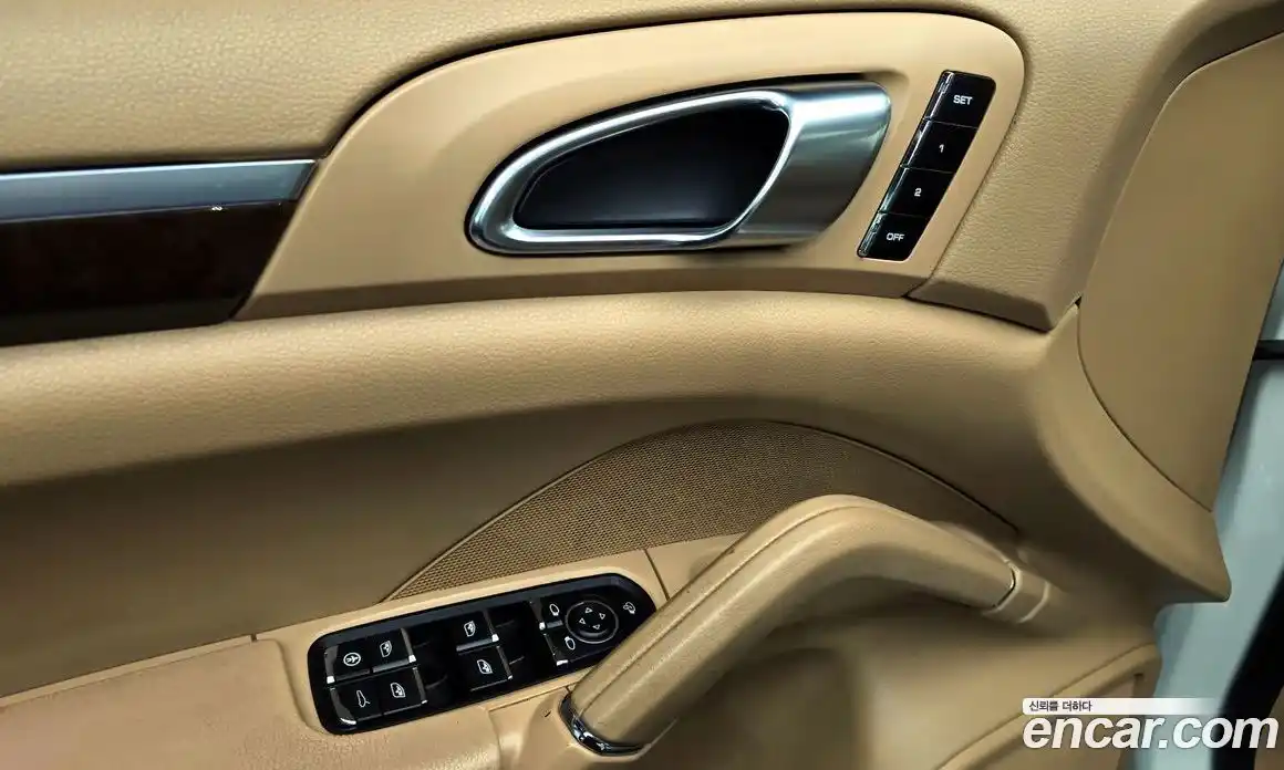 Porsche Cayenne 2012 4.8 Автомат в Москве № 545867, фото 18