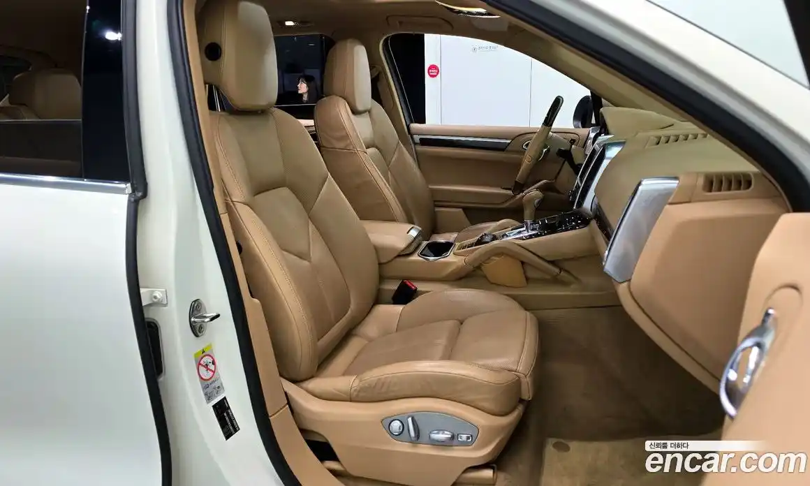 Porsche Cayenne 2012 4.8 Автомат в Москве № 545867, фото 10