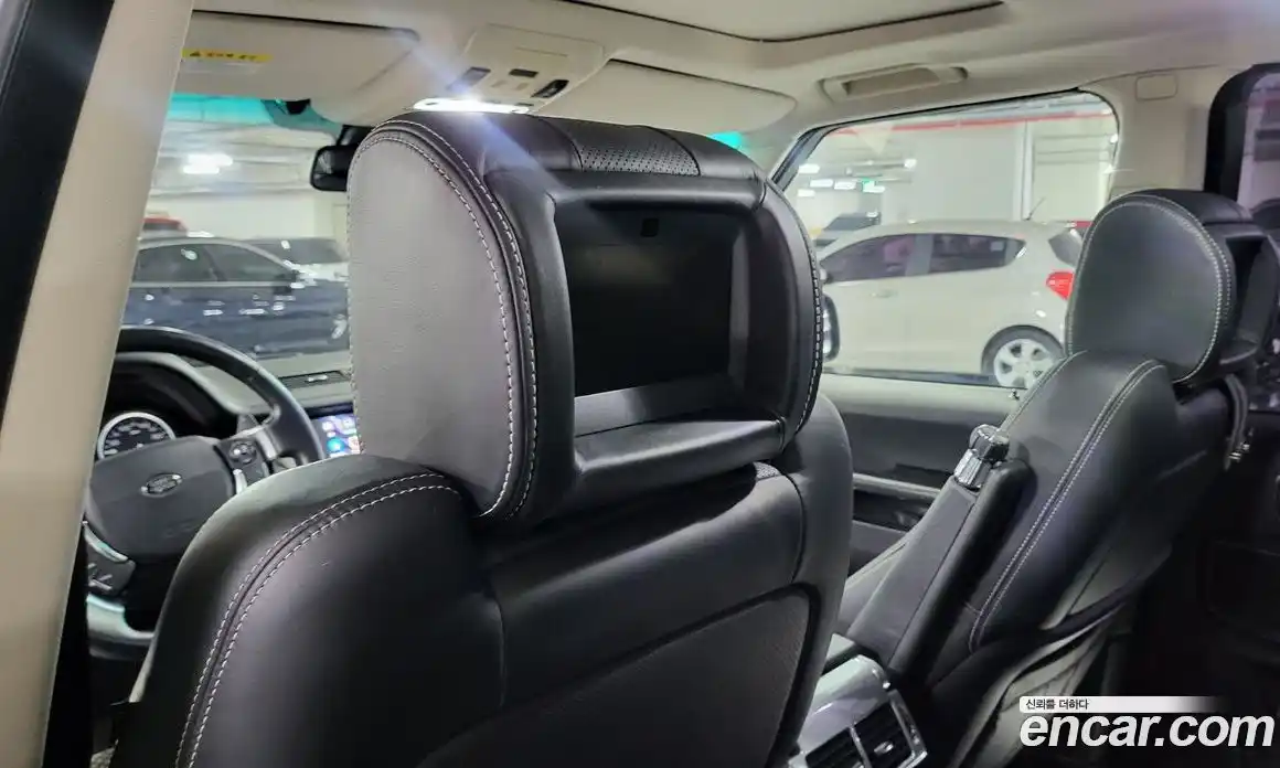 Land Rover Range-Rover 2011 4.4 Автомат в Москве № 546109, фото 14