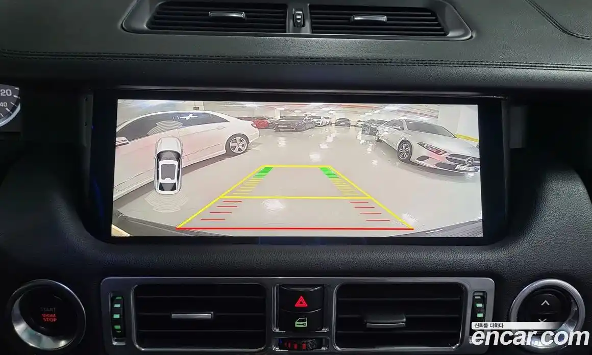 Land Rover Range-Rover 2011 4.4 Автомат в Москве № 546109, фото 20