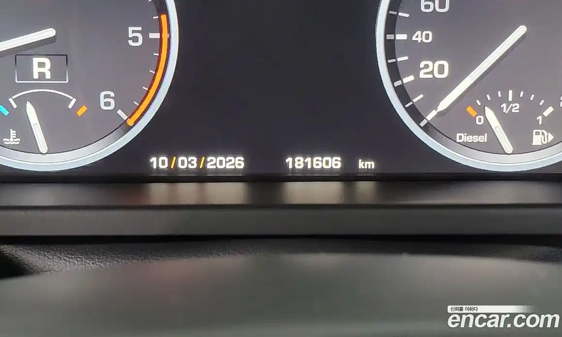 Land Rover Range-Rover 2011 4.4 Автомат в Москве № 546109, фото 8