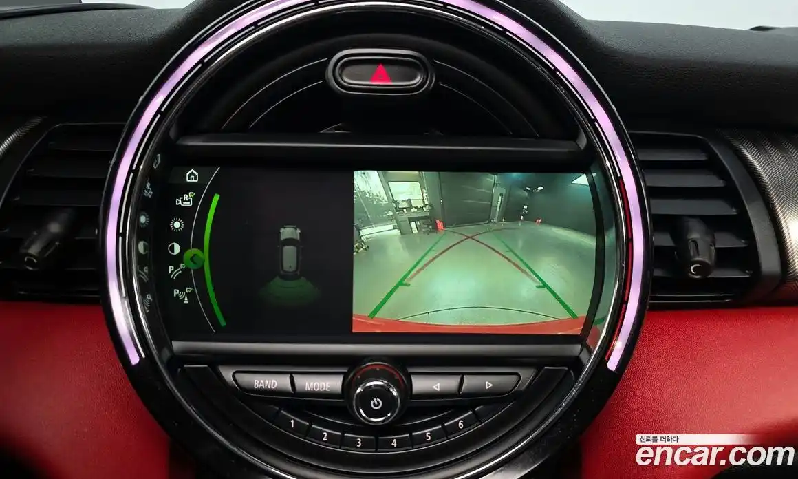 Mini Cooper 2019 2.0 Автомат в Москве № 546375, фото 15