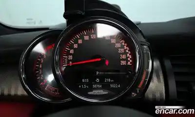 Mini Cooper 2019 2.0 Автомат в Москве № 546375, миниатюра 8