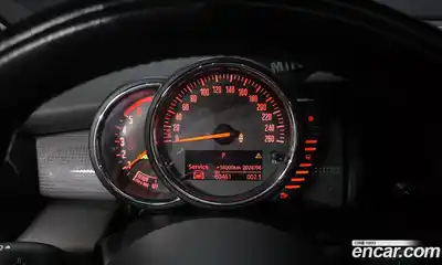 Mini Cooper 2016 1.5 Автомат в Москве № 546541, миниатюра 8