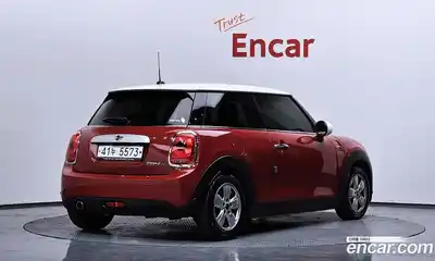 Mini Cooper 2015 1.5 Автомат в Москве № 546628, миниатюра 2