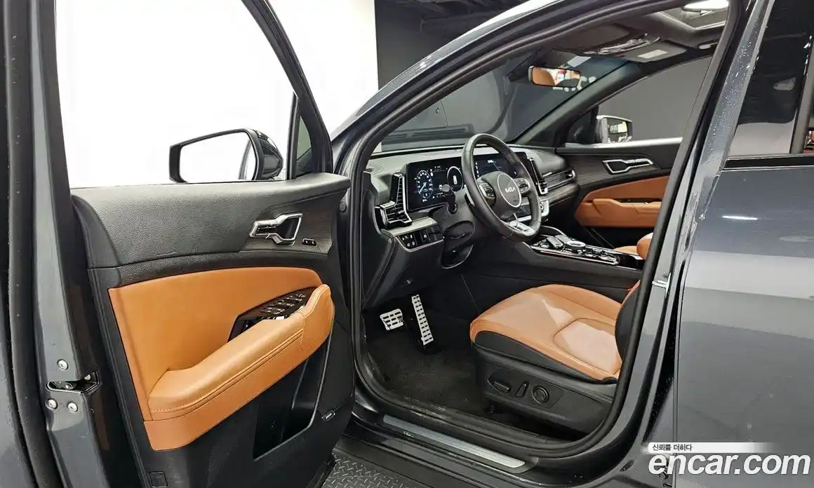 Kia Sportage 2023 1.6 Автомат в Москве № 56156, фото 9