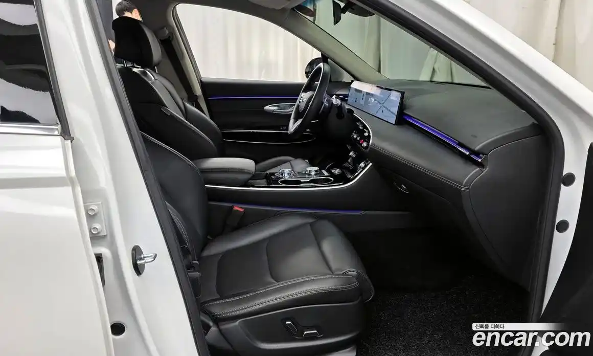 Genesis GV70 2025 2.5 Автомат в Москве № 56944, фото 11