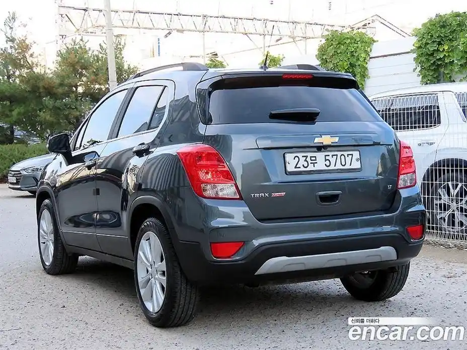 Chevrolet Trax 2018 1.4 Автомат в Москве № 66195, фото 3