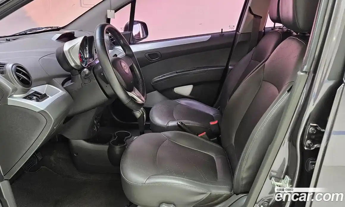 Chevrolet Spark 2015 1.0 Автомат в Москве № 68279, фото 11