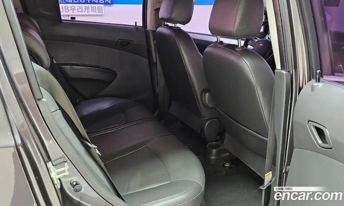 Chevrolet Spark 2015 1.0 Автомат в Москве № 68279, фото 14