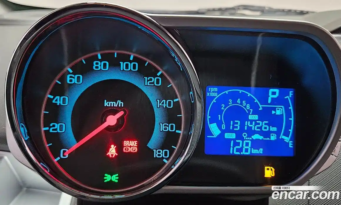 Chevrolet Spark 2015 1.0 Автомат в Москве № 68279, фото 16