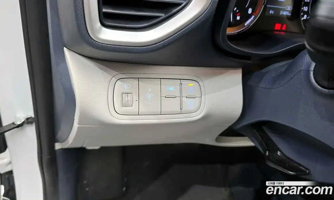 Hyundai Venue 2022 1.6 Автомат в Москве № 7527, фото 18