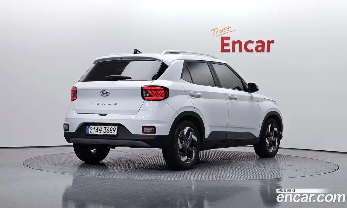 Hyundai Venue 2022 1.6 Автомат в Москве № 7527, фото 19