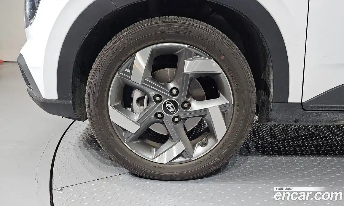 Hyundai Venue 2022 1.6 Автомат в Москве № 7527, фото 9