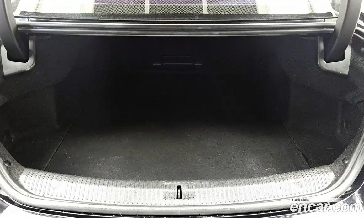 Renault SM6 2019 2.0 Автомат в Москве № 106236, фото 20