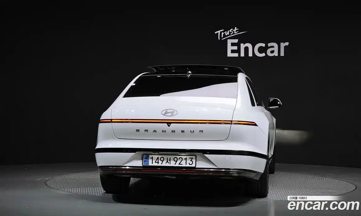 Hyundai Grandeur 2023 2.5 Автомат в Москве № 110679, фото 4