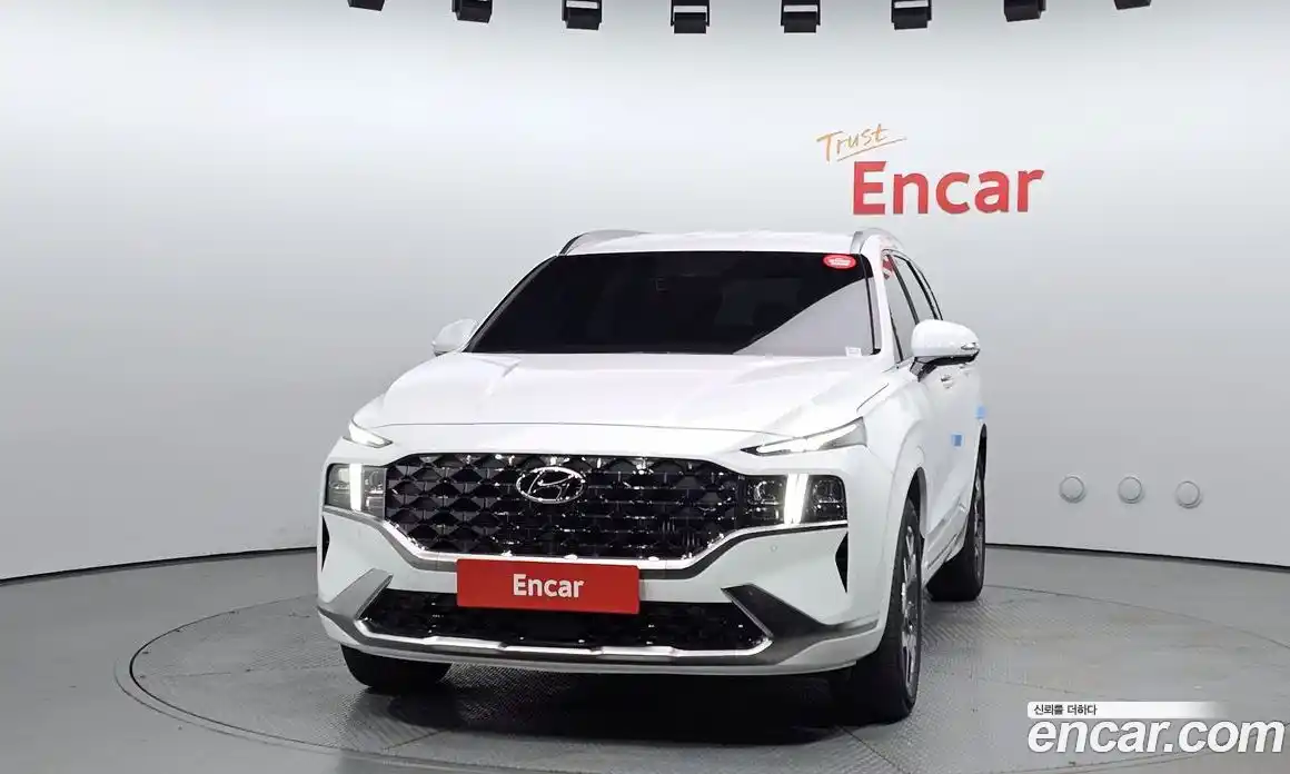 Hyundai Santa Fe 2023 1.6 Автомат в Москве № 110775, фото 3