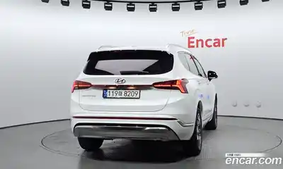 Hyundai Santa Fe 2023 1.6 Автомат в Москве № 110775, миниатюра 4