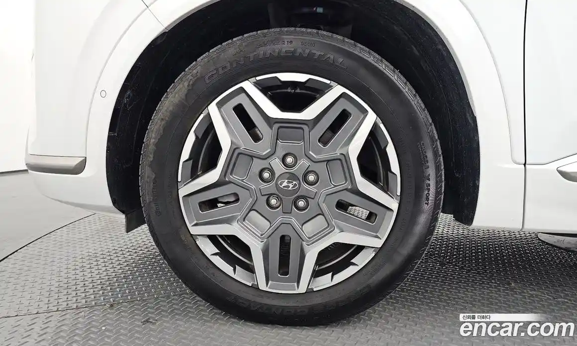 Hyundai Santa Fe 2023 1.6 Автомат в Москве № 110775, фото 5