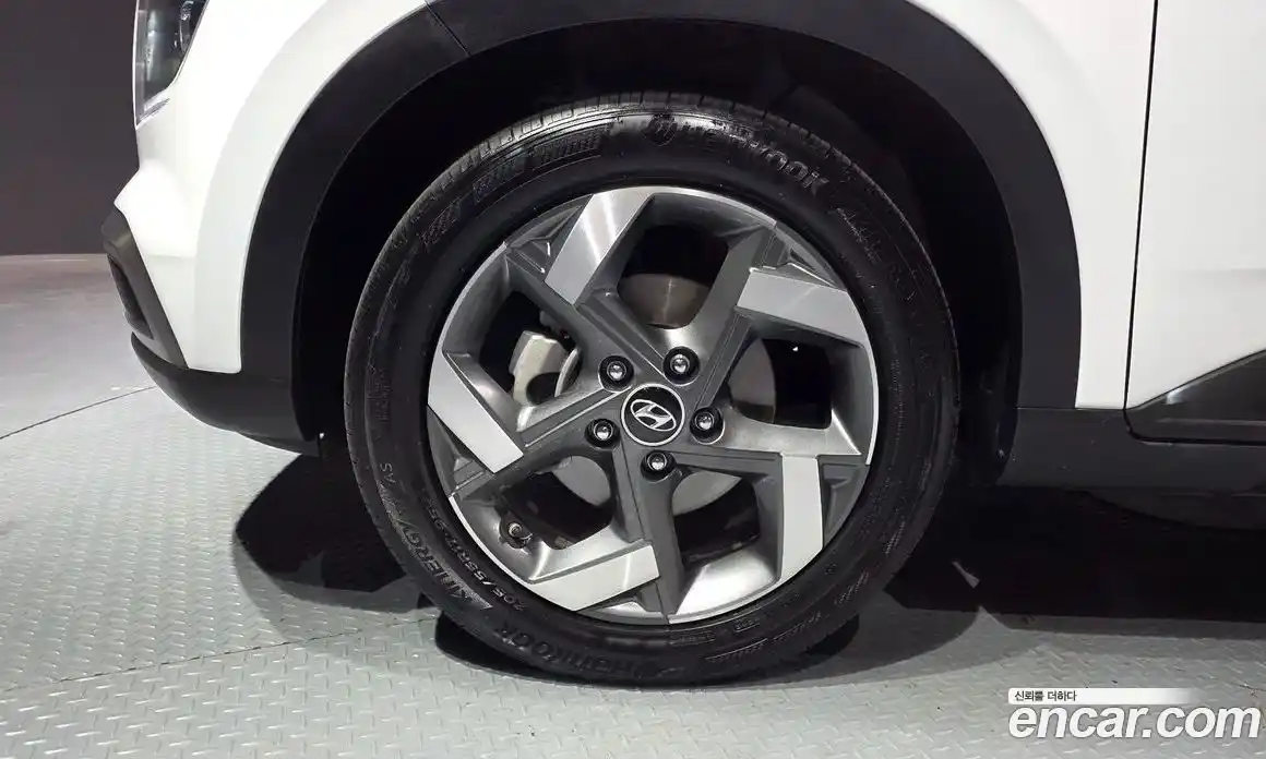 Hyundai Venue 2020 1.6 Автомат в Москве № 111933, фото 15