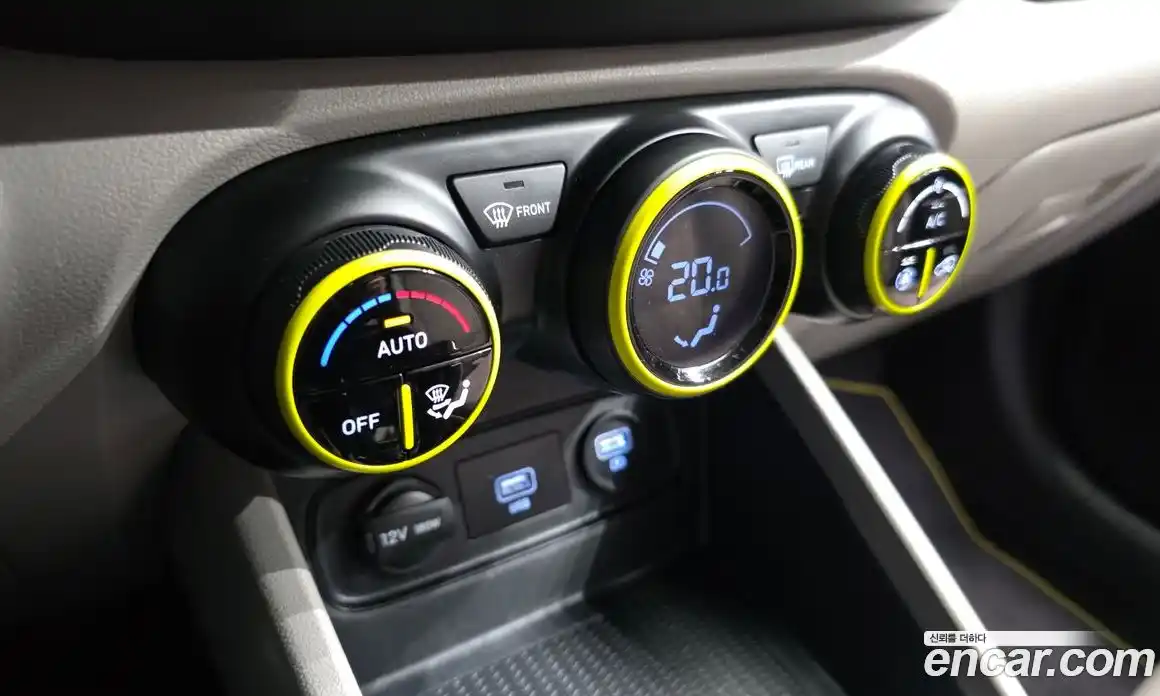 Hyundai Venue 2020 1.6 Автомат в Москве № 111933, фото 17