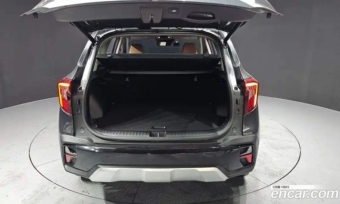 Kia Seltos 2025 1.6 Автомат в Москве № 114968, фото 3