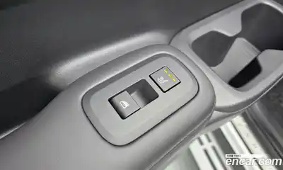 Hyundai Santa Fe 2025 1.6 Автомат в Москве № 119719, миниатюра 3