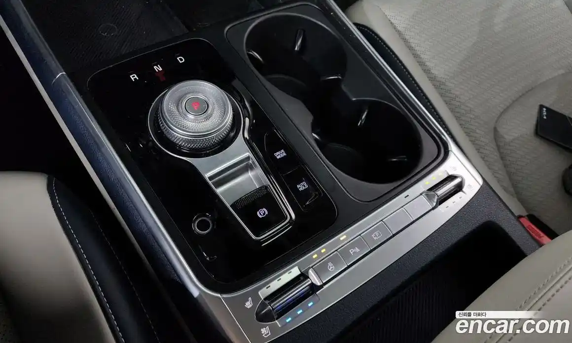 Kia Canival 2025 1.6 Автомат в Москве № 124279, фото 4