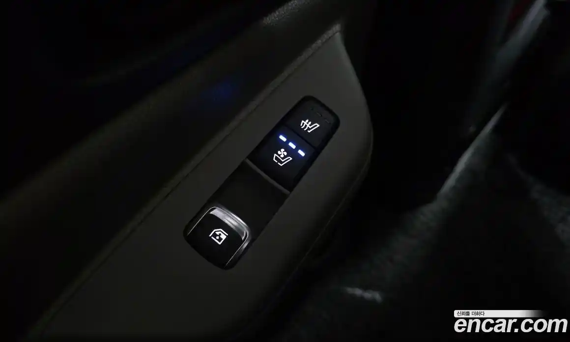 Kia Canival 2025 3.5 Автомат в Москве № 128823, фото 3