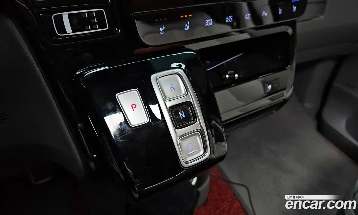 Hyundai Staria 2025 2.2 Автомат в Москве № 130213, фото 16