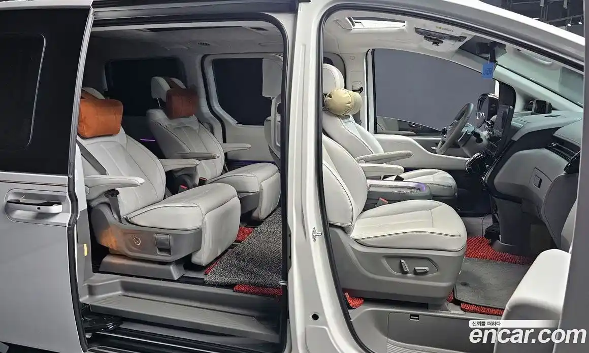 Hyundai Staria 2025 2.2 Автомат в Москве № 130213, фото 10