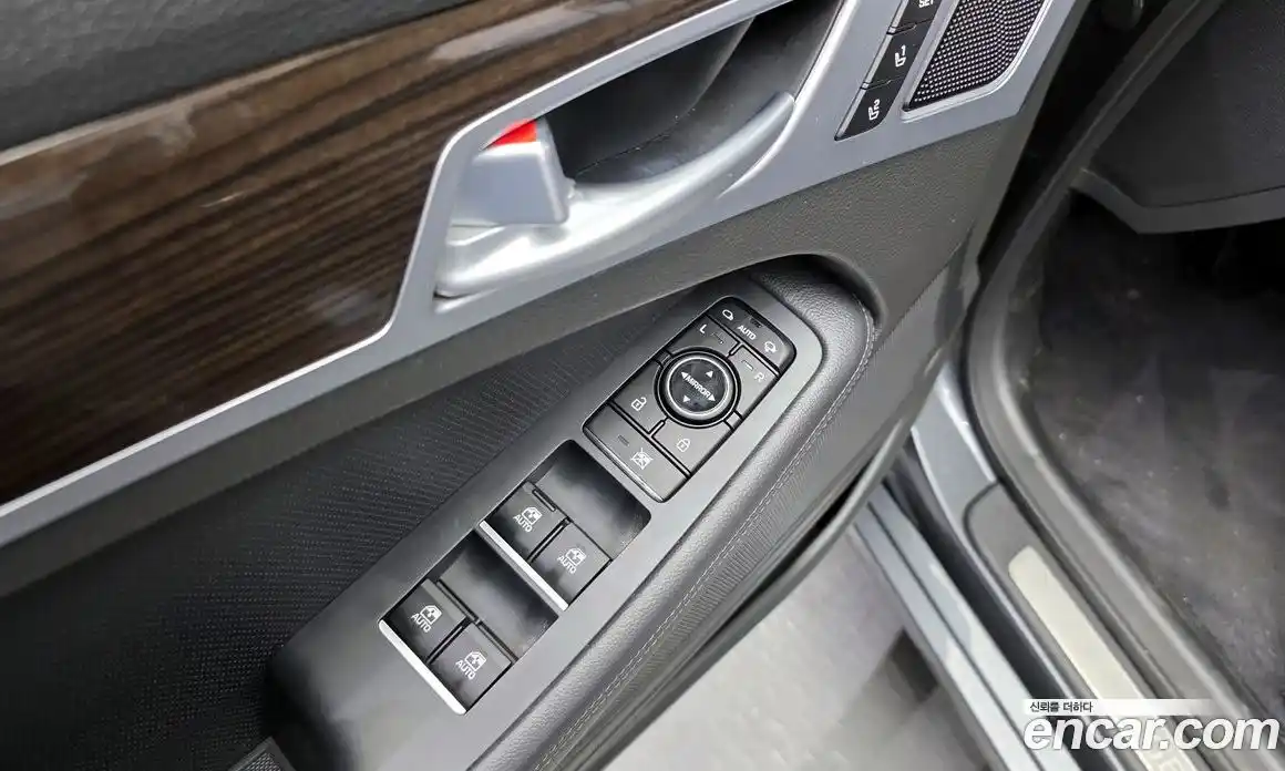 Genesis G80 2018 3.3 Автомат в Москве № 13422, фото 6