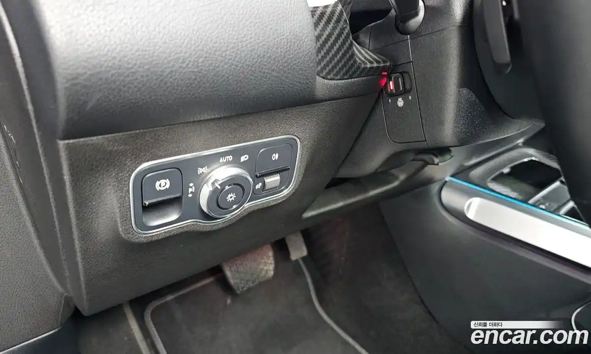 Mercedes-Benz GLB-Class 2021 2.0 Автомат в Москве № 137712, фото 13