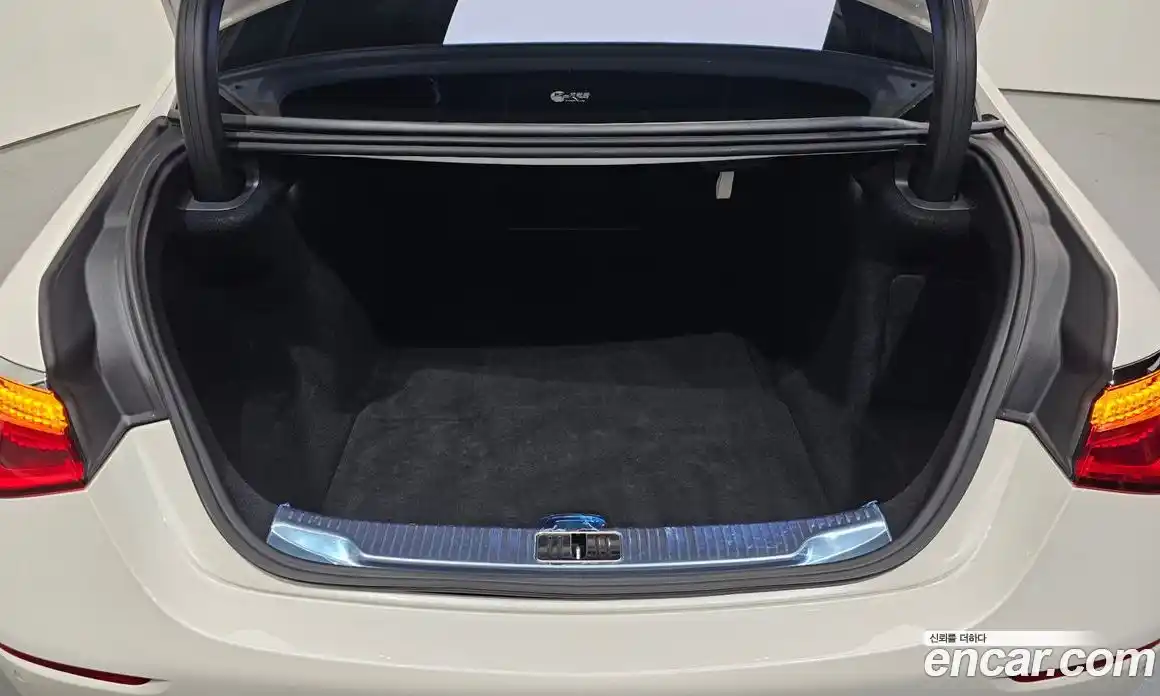 Mercedes-Benz S-Class 2022 4.0 Автомат в Москве № 137719, фото 3