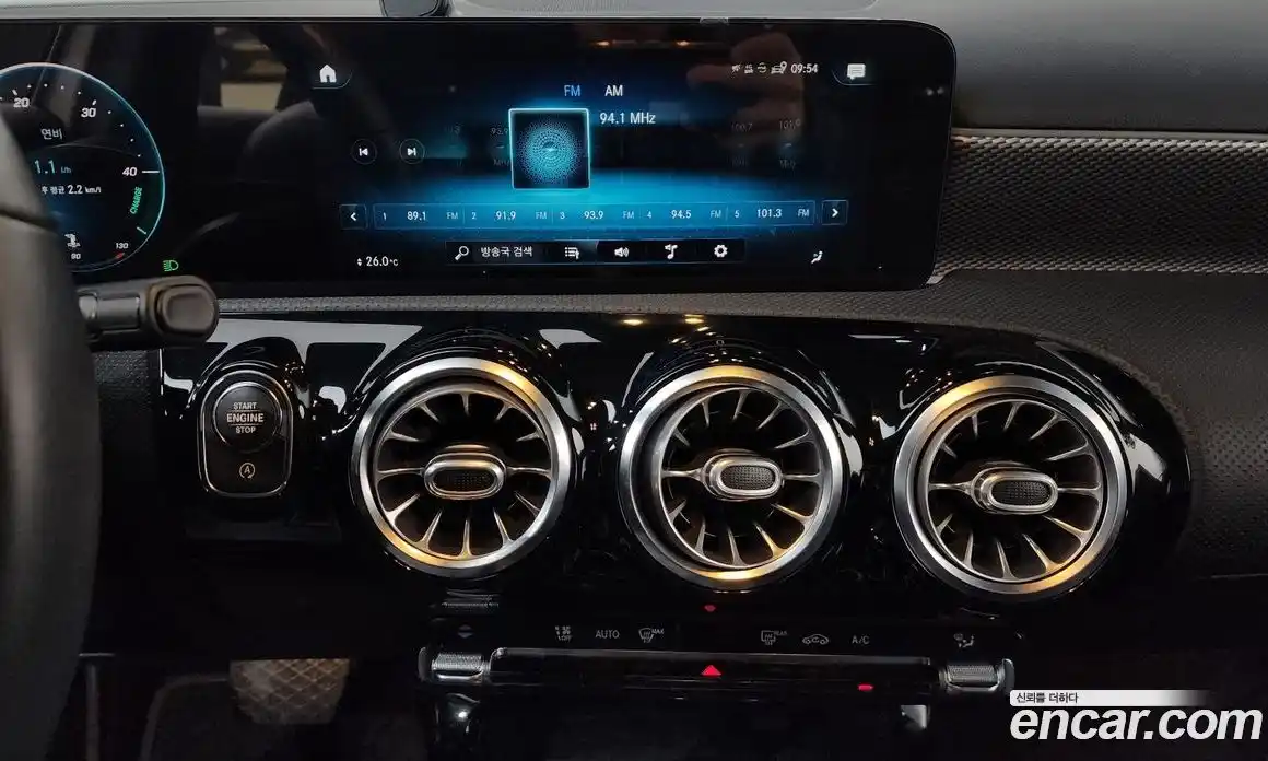 Mercedes-Benz A-Class 2021 2.0 Автомат в Москве № 141932, фото 19