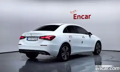 Mercedes-Benz A-Class 2021 2.0 Автомат в Москве № 141932, миниатюра 2