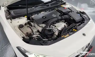 Mercedes-Benz A-Class 2021 2.0 Автомат в Москве № 141932, миниатюра 3