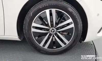 Mercedes-Benz A-Class 2021 2.0 Автомат в Москве № 141932, миниатюра 7