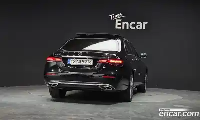 Mercedes-Benz E-Class, 2022