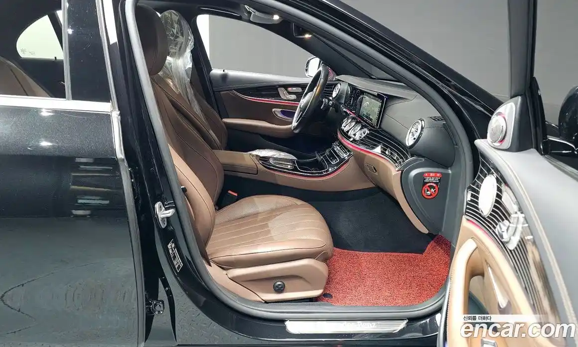 Mercedes-Benz E-Class 2022 3.0 Автомат в Москве № 143223, фото 14