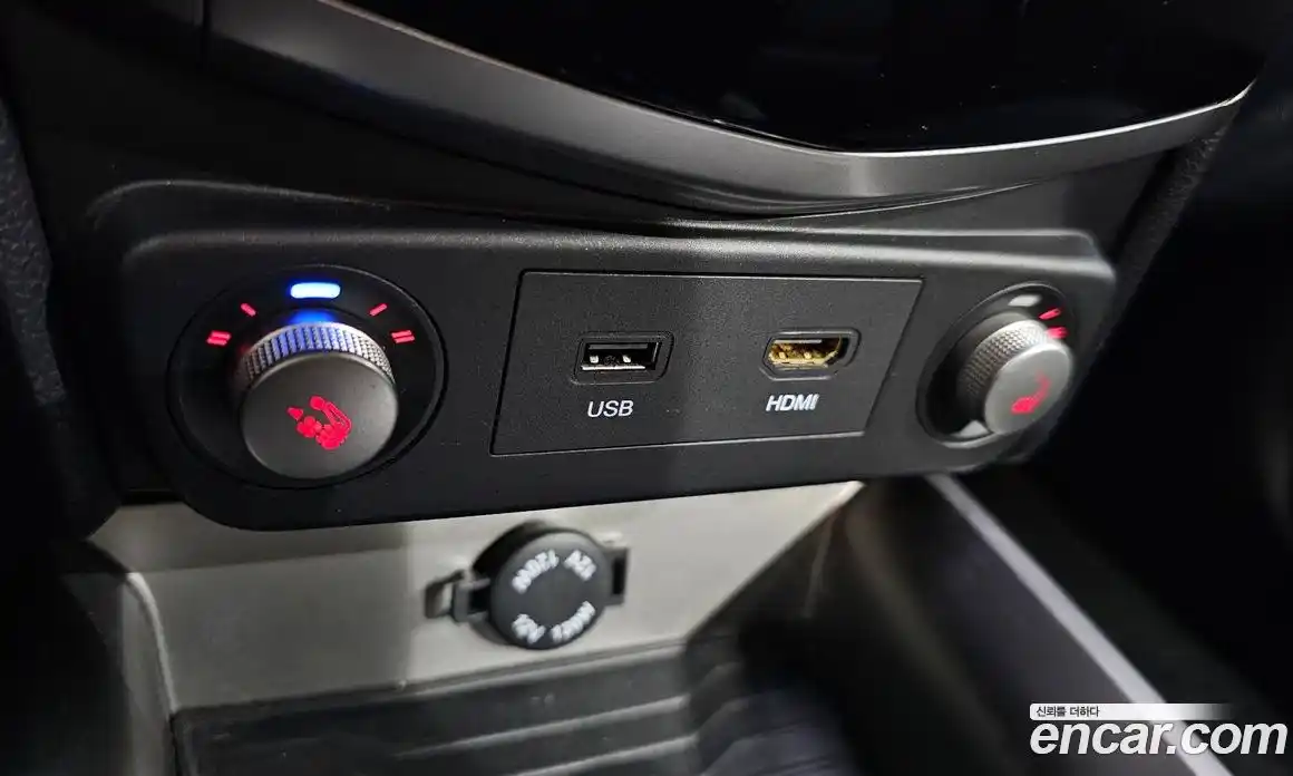 SsangYong TIBOLI 2016 1.6 Автомат в Москве № 146401, фото 8