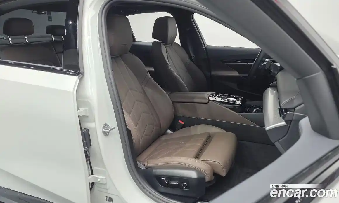 BMW 5-Series 2025 2.0 Автомат в Москве № 153393, фото 16